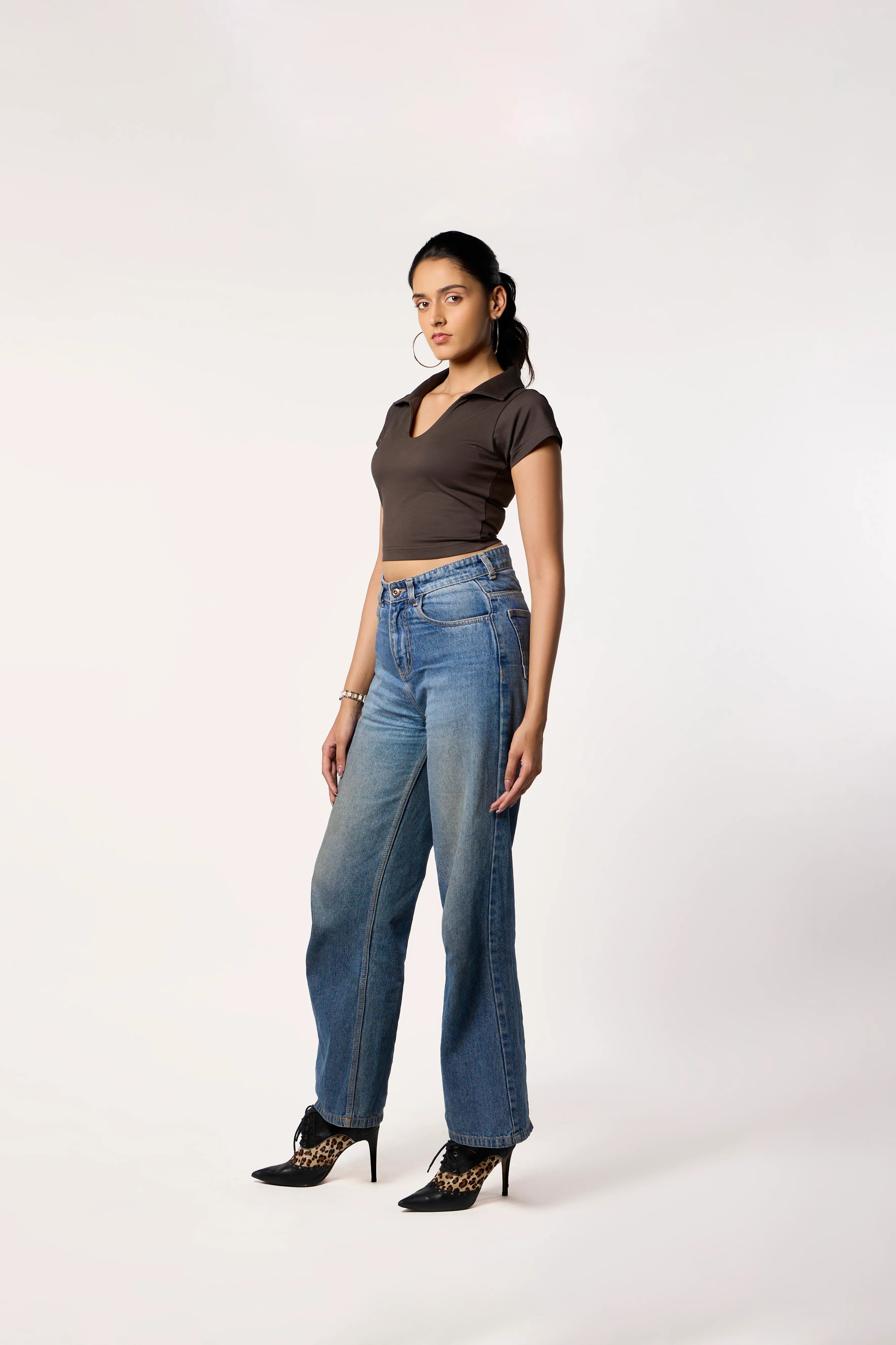 Collared Crop Tee- Grey