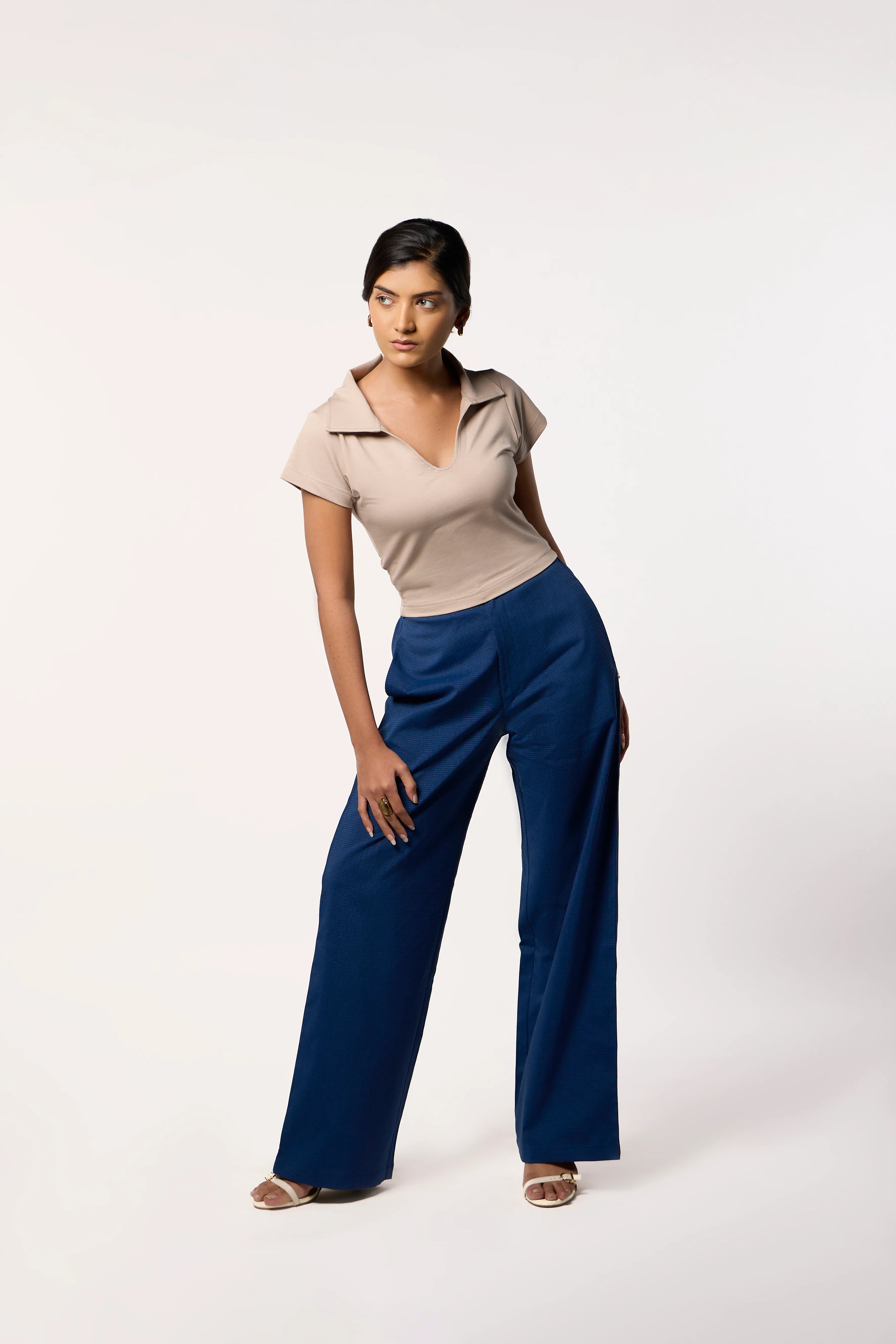 Collared Crop Tee- beige