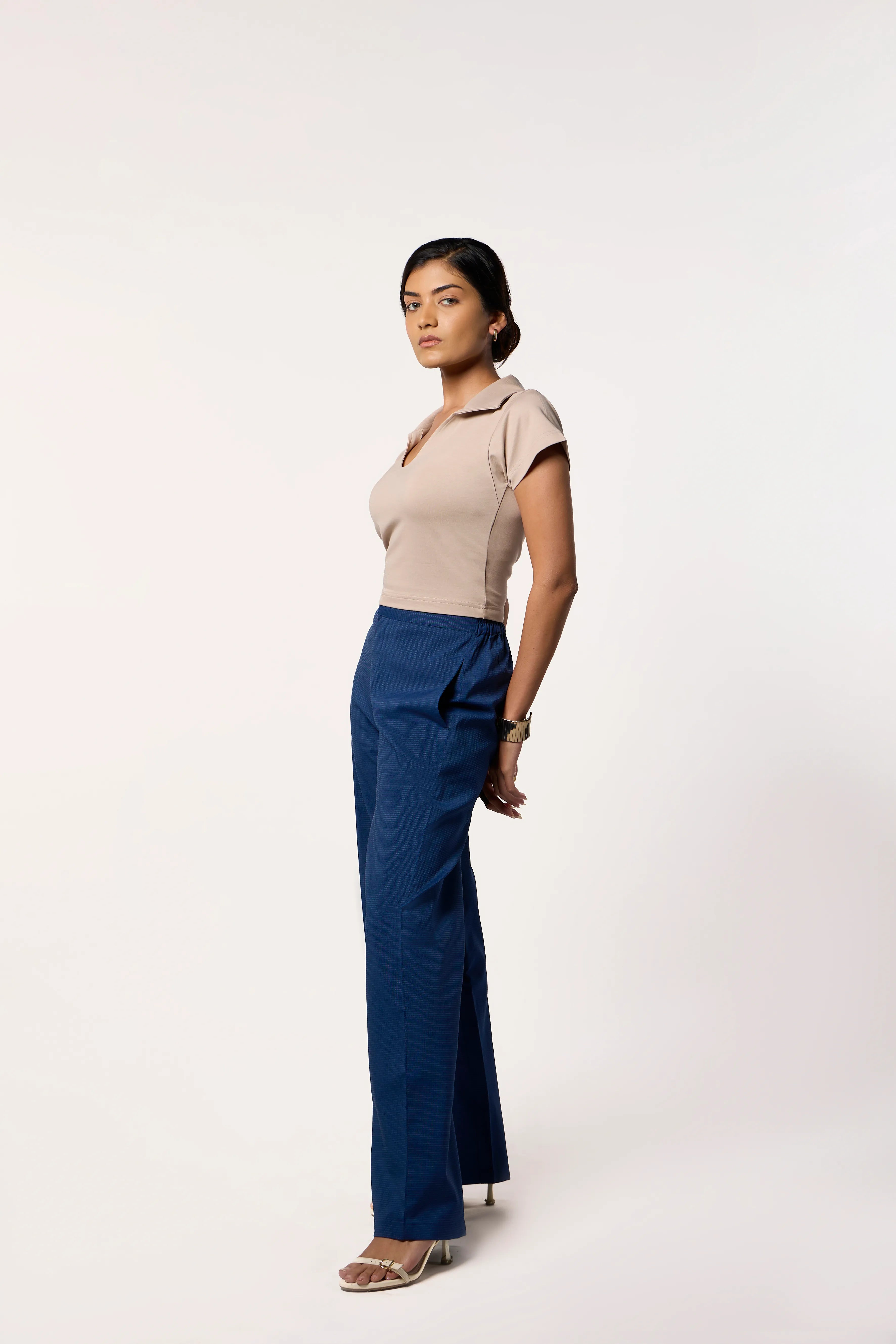 Collared Crop Tee- beige